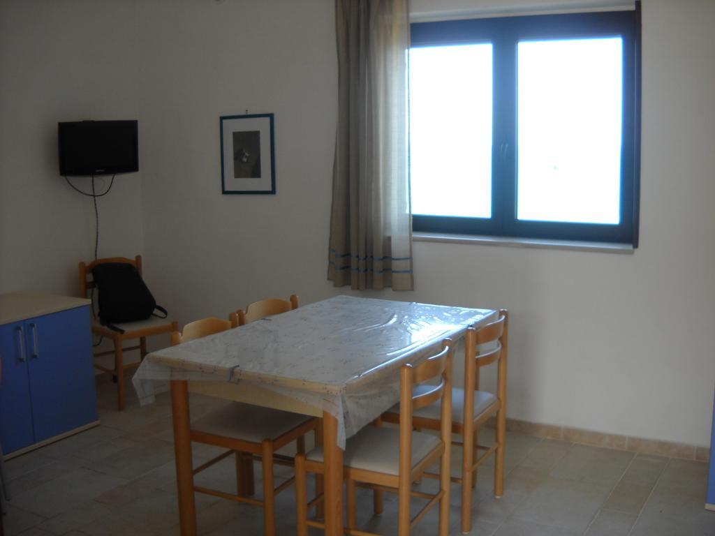 Zagare Residence Rodi Garganico Bagian luar foto