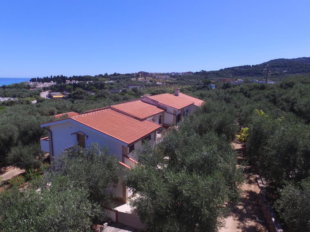 Zagare Residence Rodi Garganico Bagian luar foto