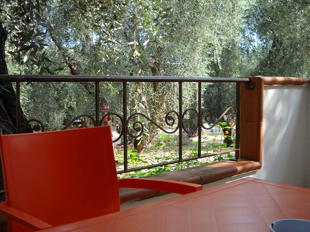 Zagare Residence Rodi Garganico Bagian luar foto