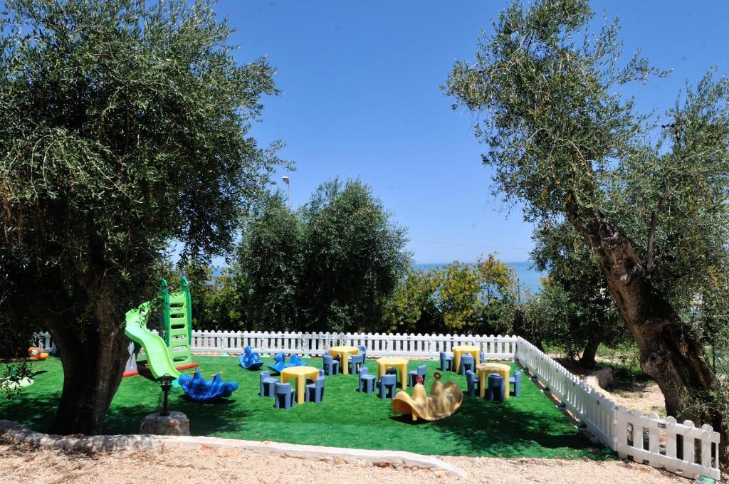 Zagare Residence Rodi Garganico Bagian luar foto