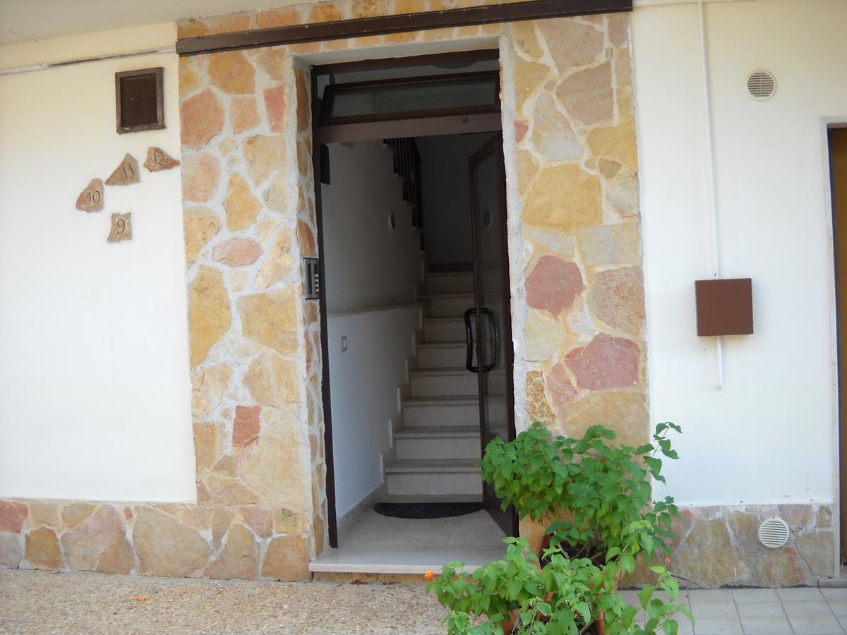Zagare Residence Rodi Garganico Bagian luar foto
