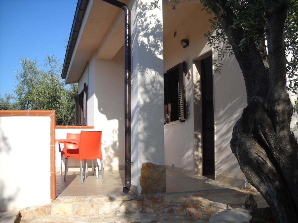 Zagare Residence Rodi Garganico Bagian luar foto