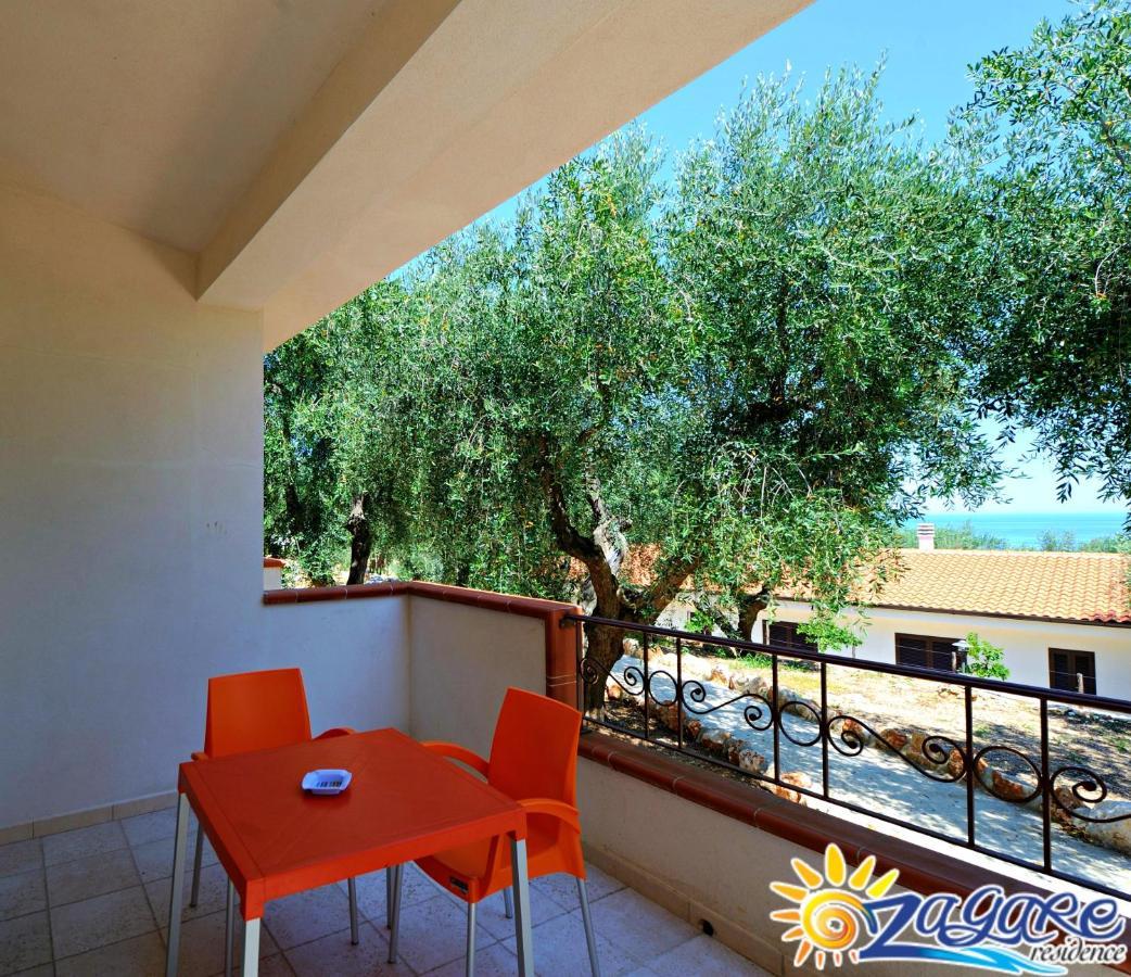 Zagare Residence Rodi Garganico Bagian luar foto