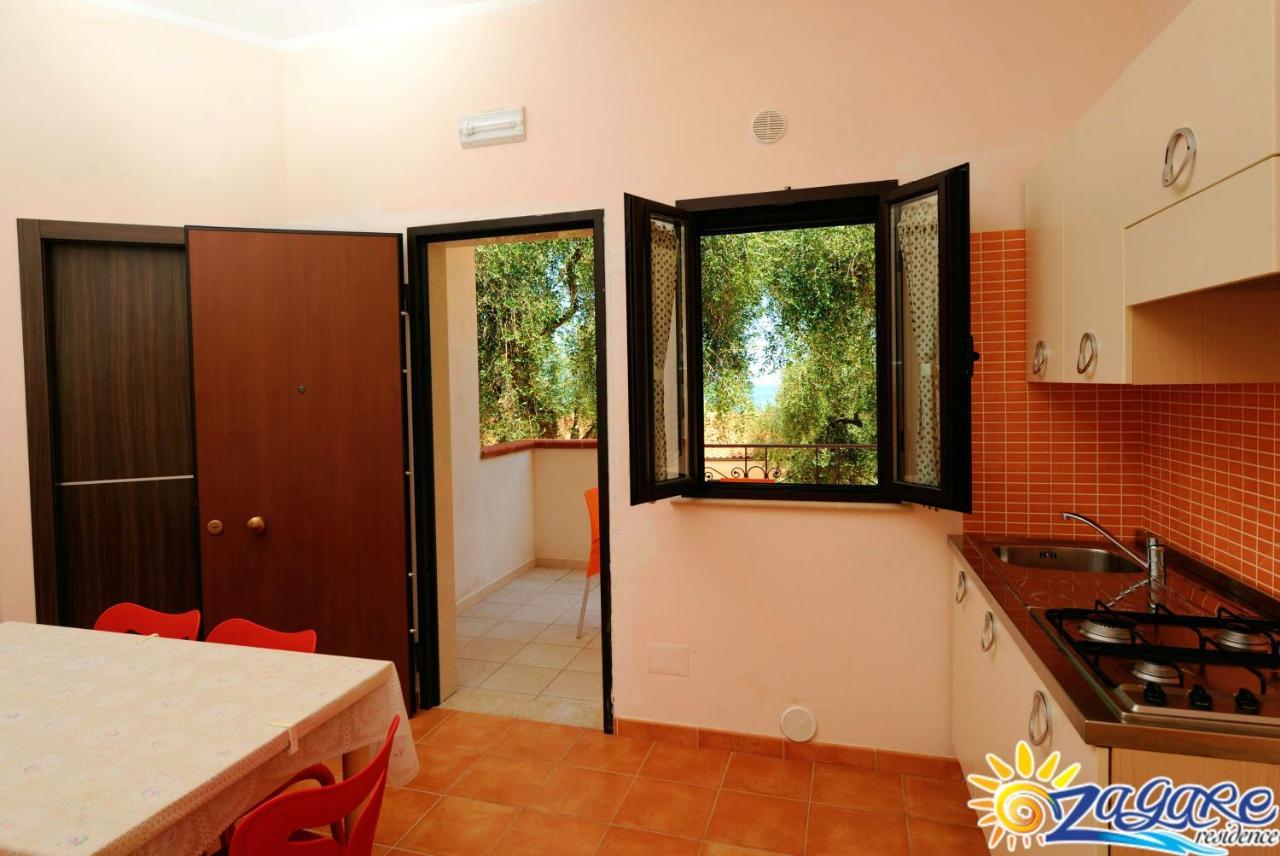 Zagare Residence Rodi Garganico Bagian luar foto